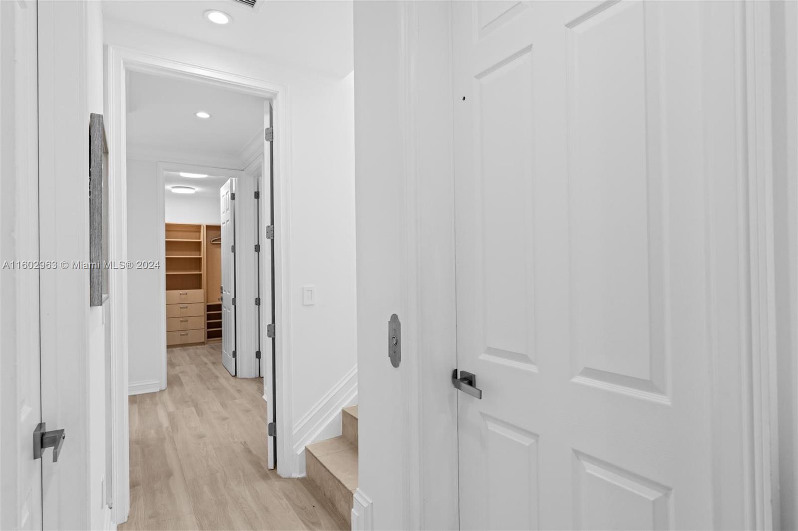 HOLLYWOOD CENTRAL BEACH - Residential