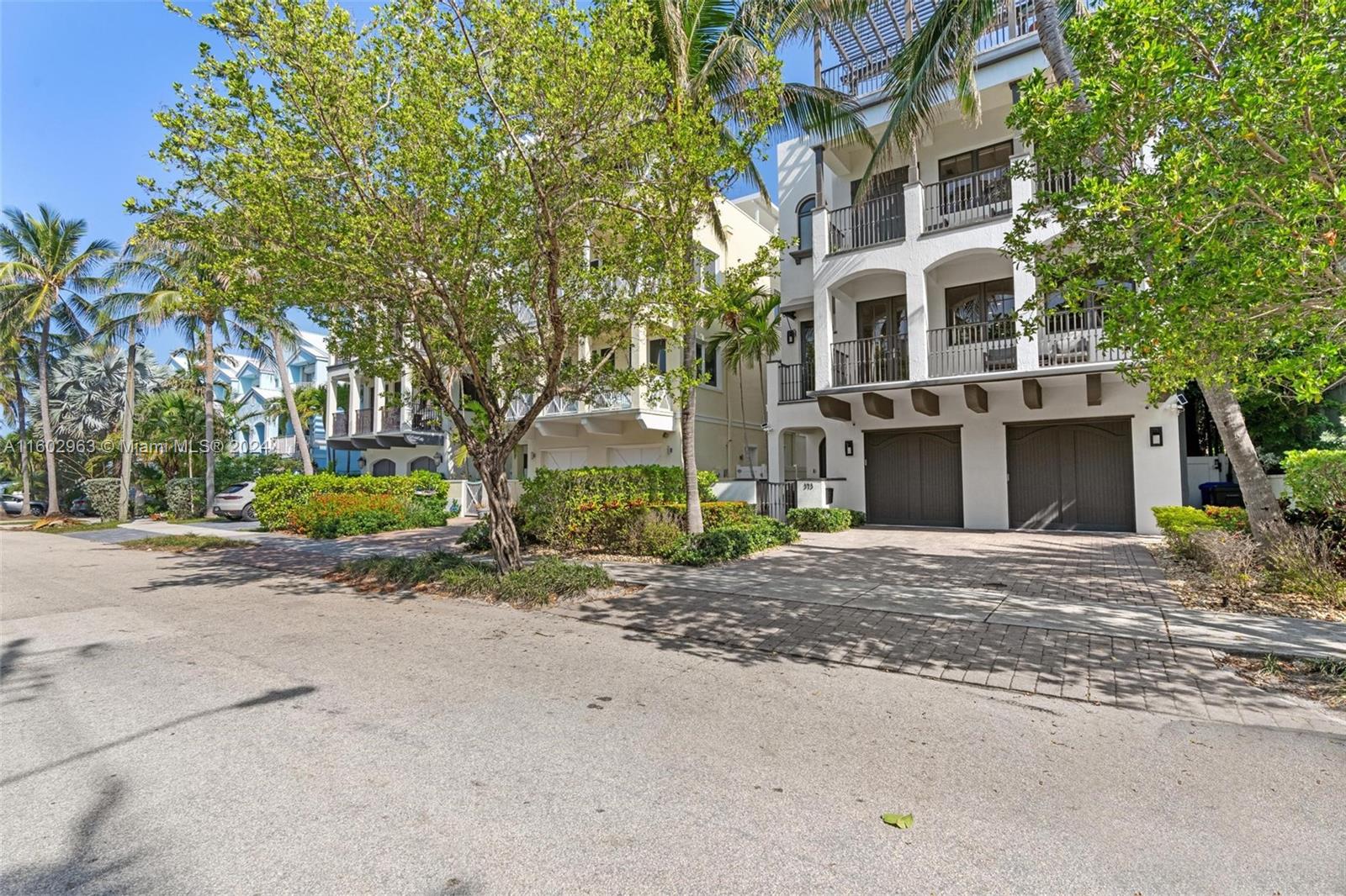 HOLLYWOOD CENTRAL BEACH - Residential