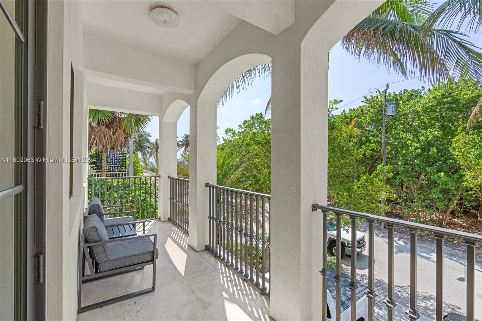 HOLLYWOOD CENTRAL BEACH - Residential