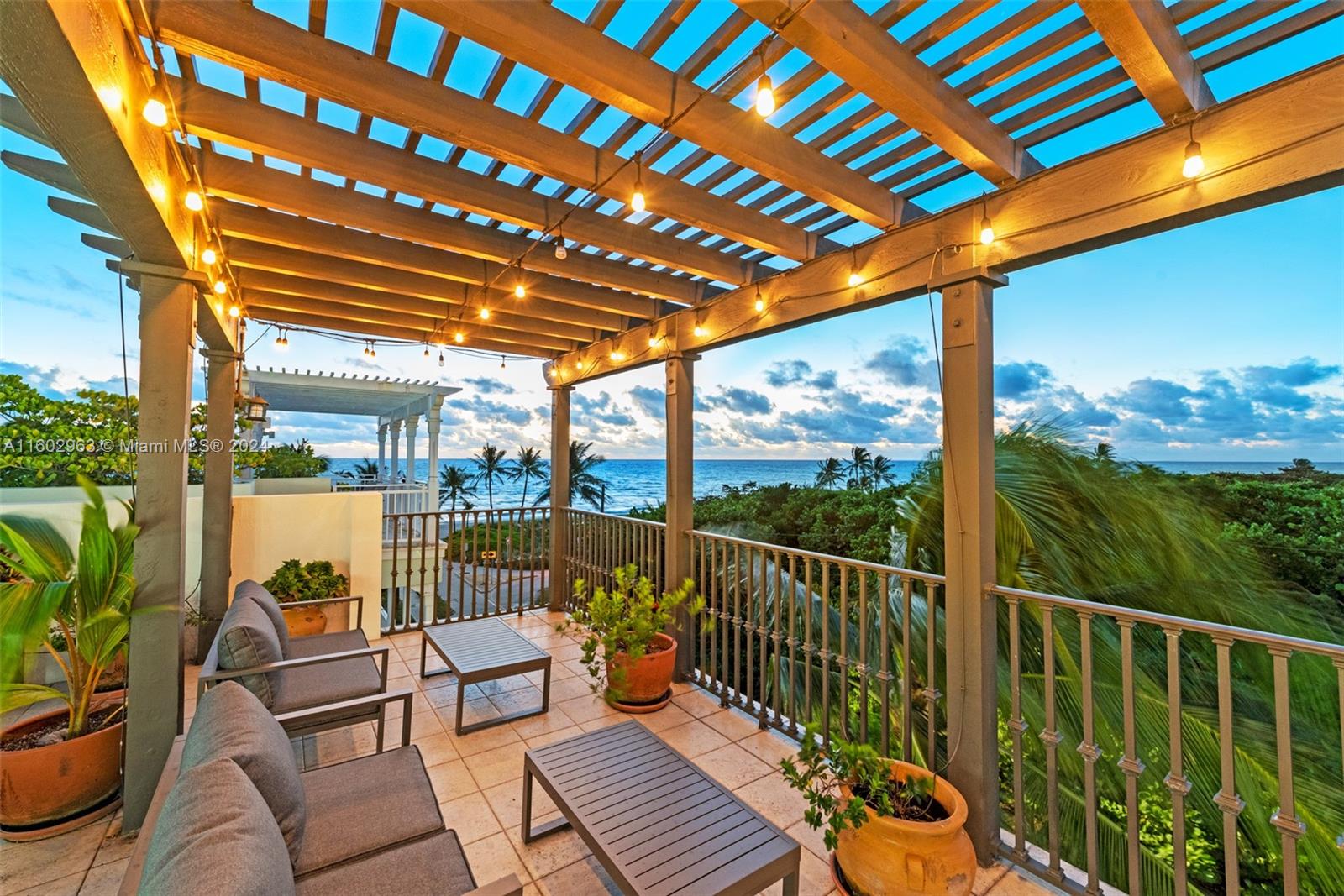 HOLLYWOOD CENTRAL BEACH - Residential