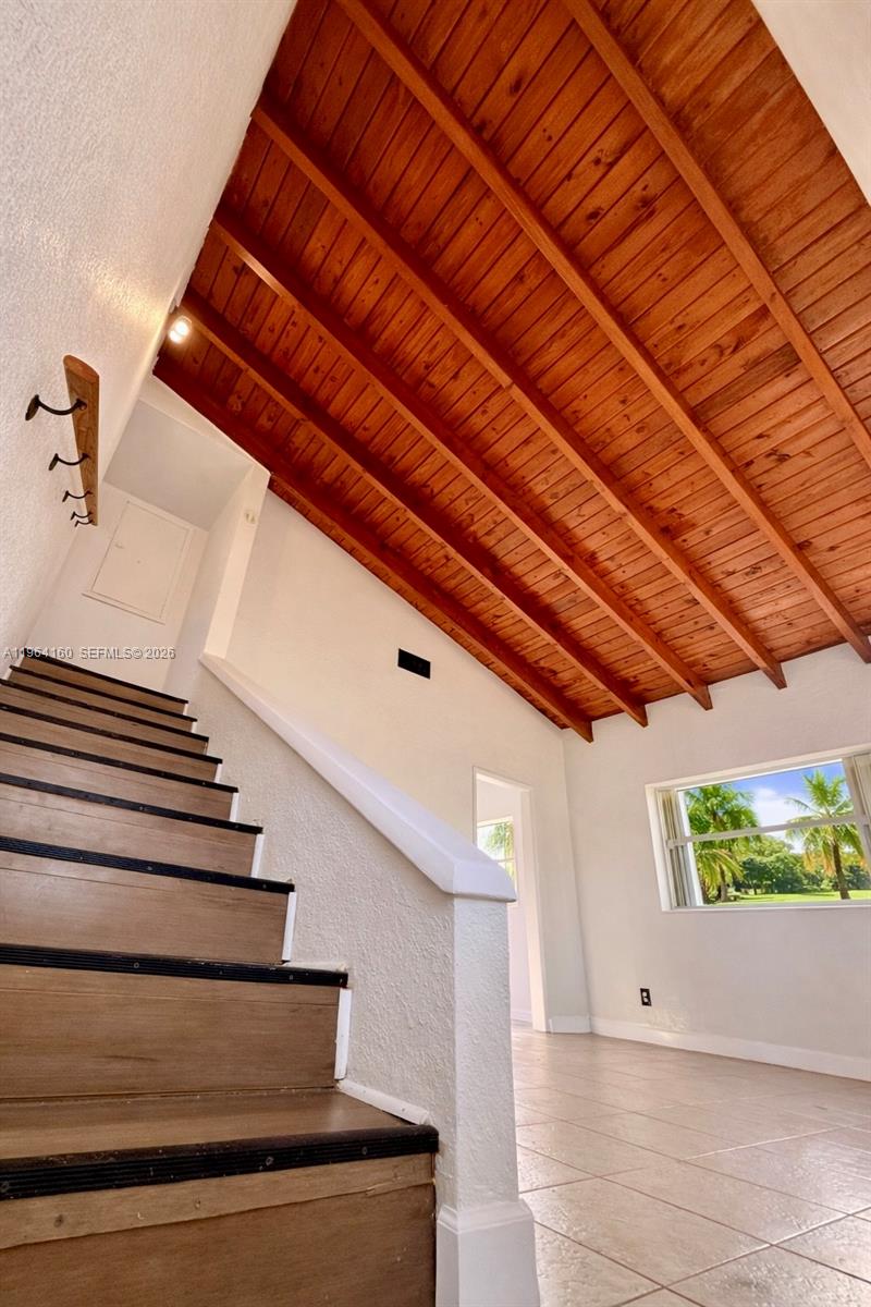 SANDERS PARK - Residential