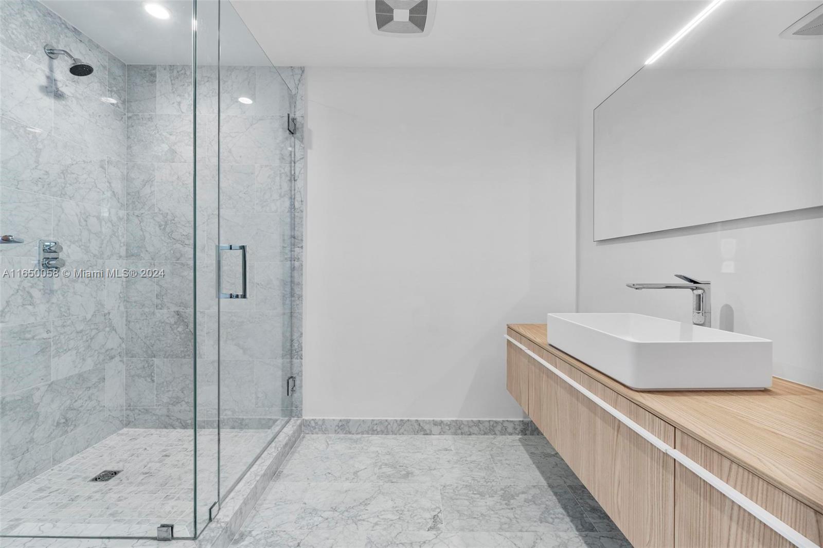 Onda Residences - Residential
