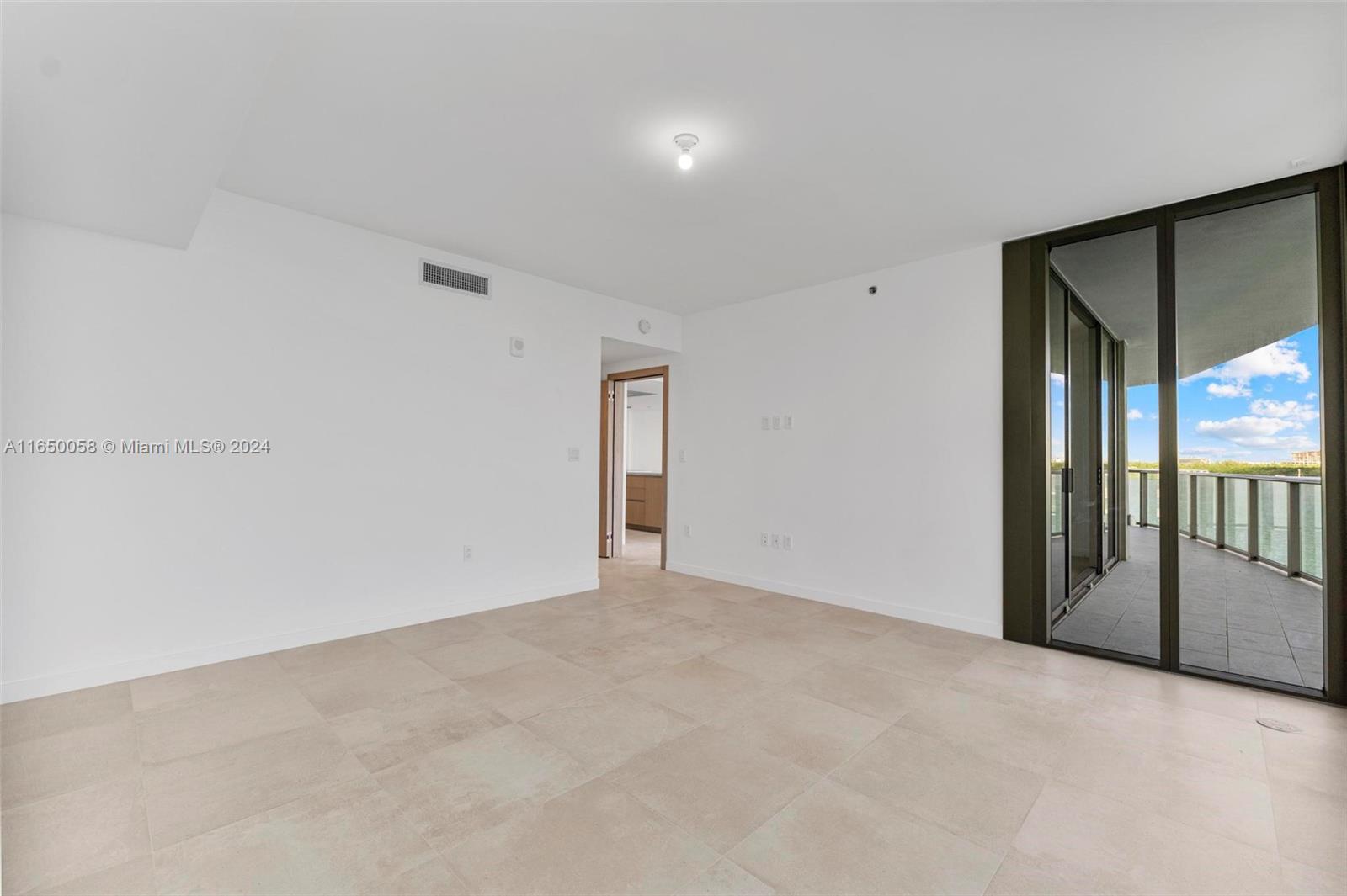 Onda Residences - Residential