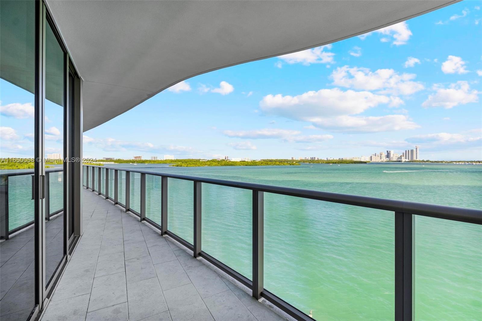 Onda Residences - Residential