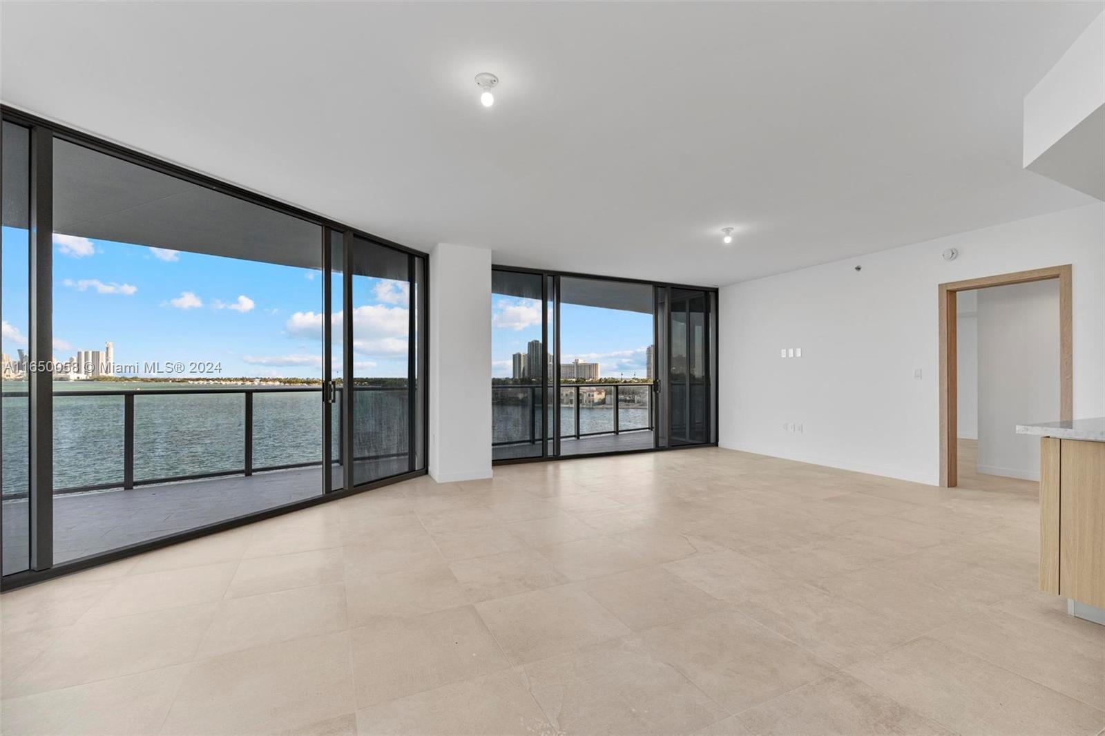 Onda Residences - Residential