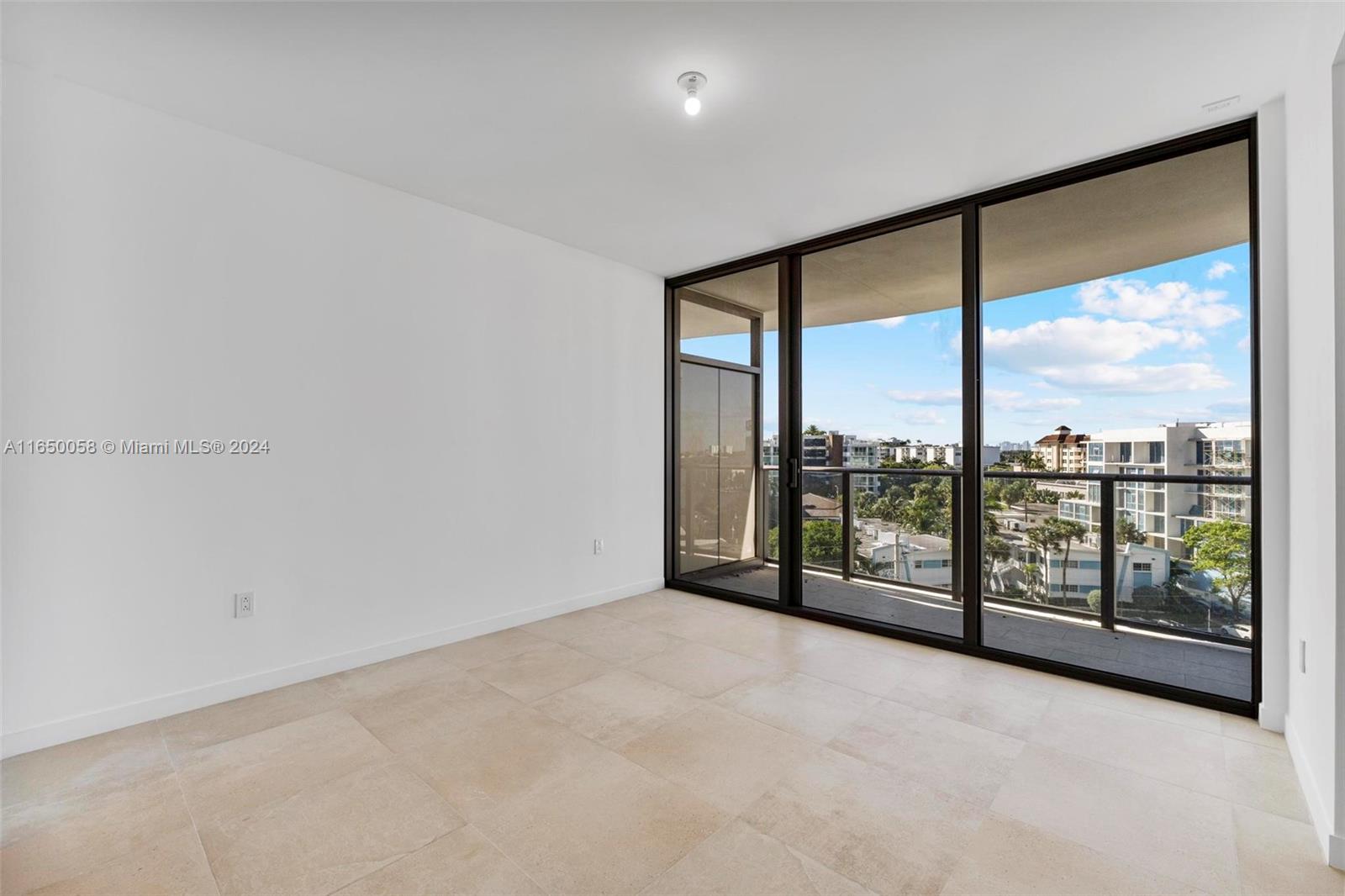 Onda Residences - Residential