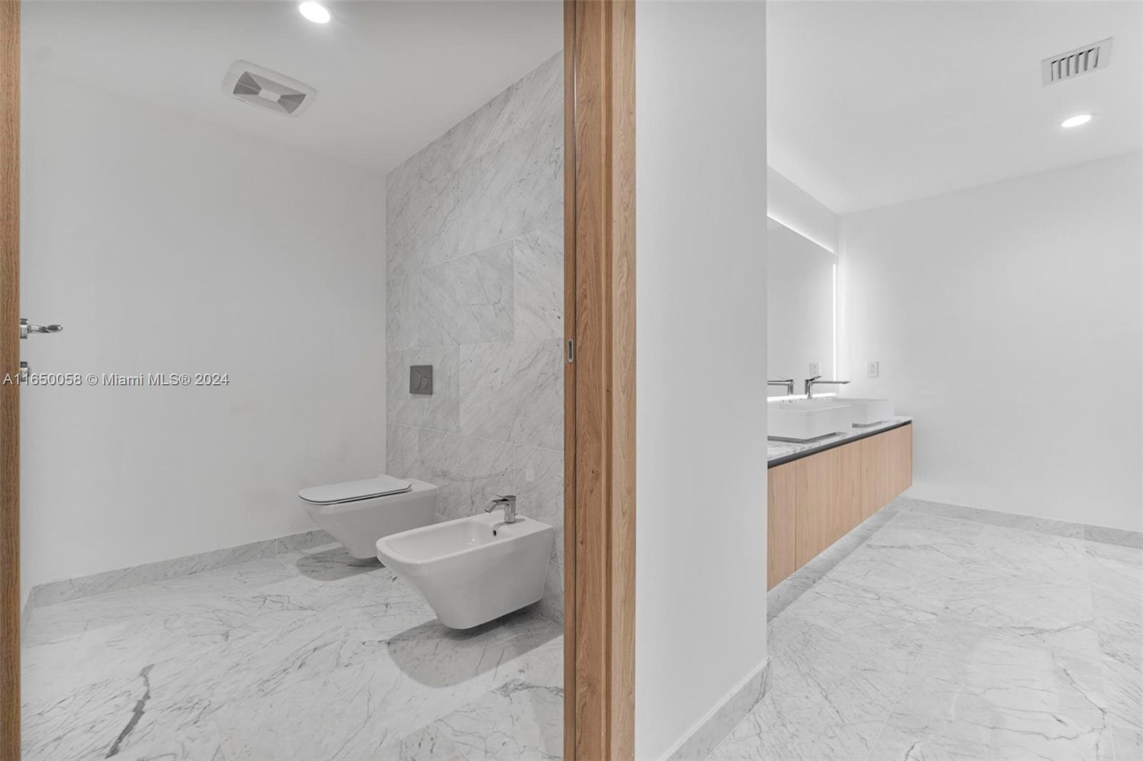 Onda Residences - Residential