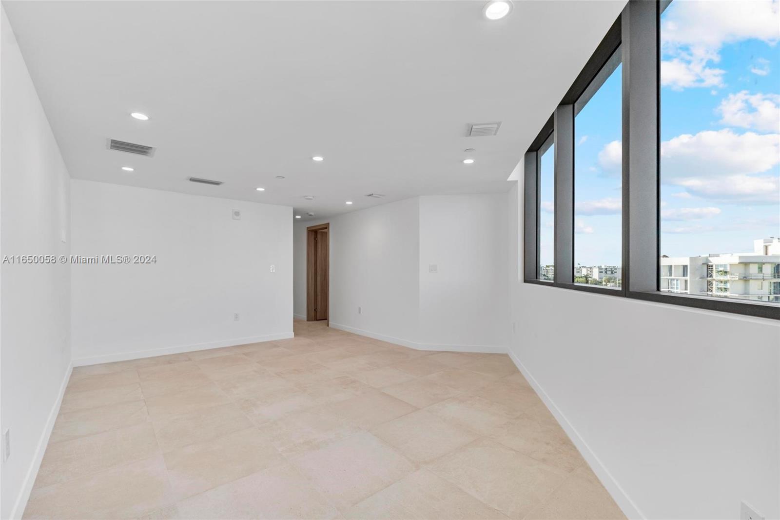 Onda Residences - Residential