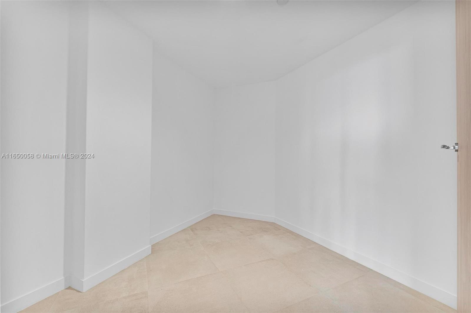 Onda Residences - Residential