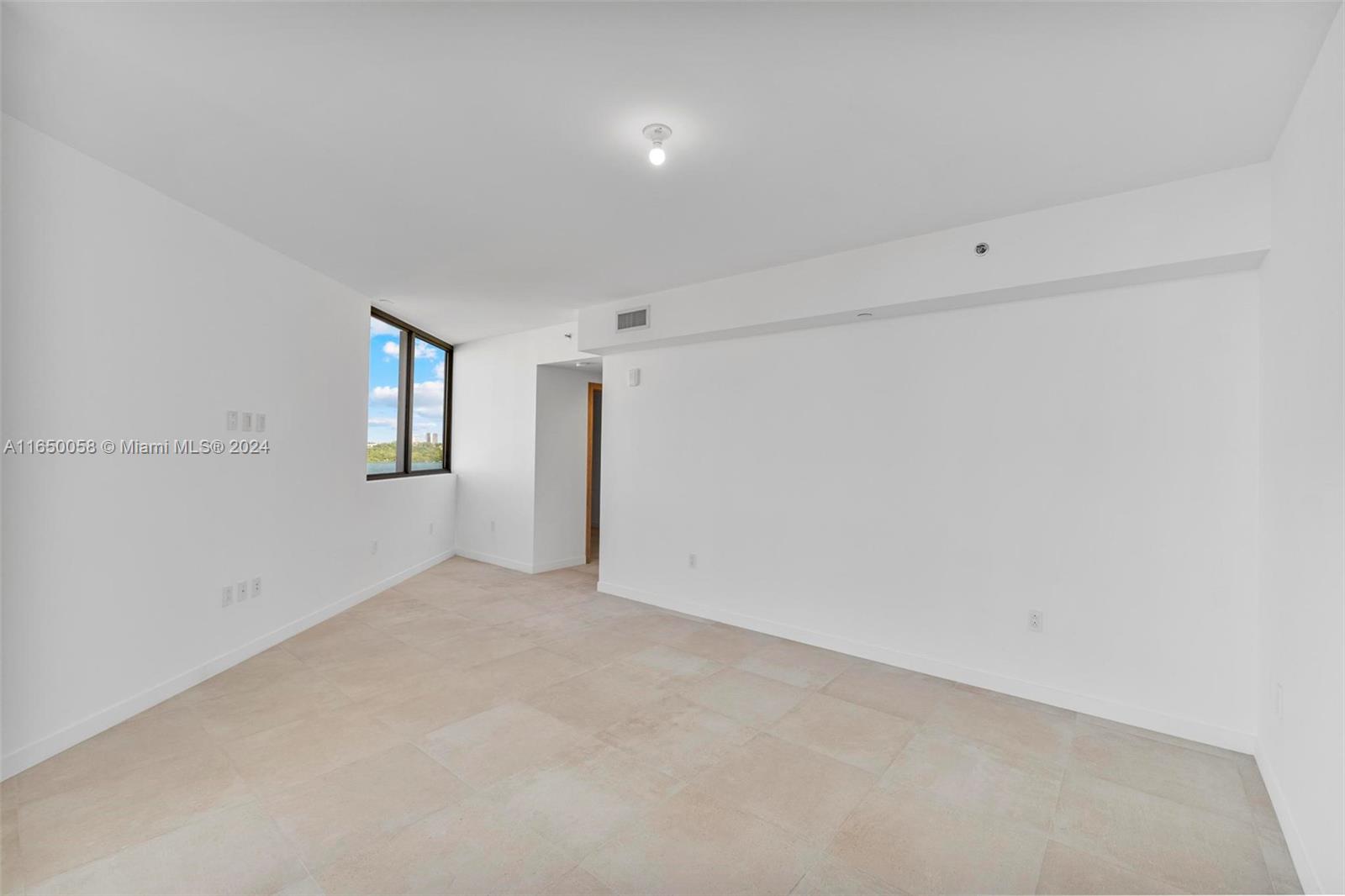 Onda Residences - Residential
