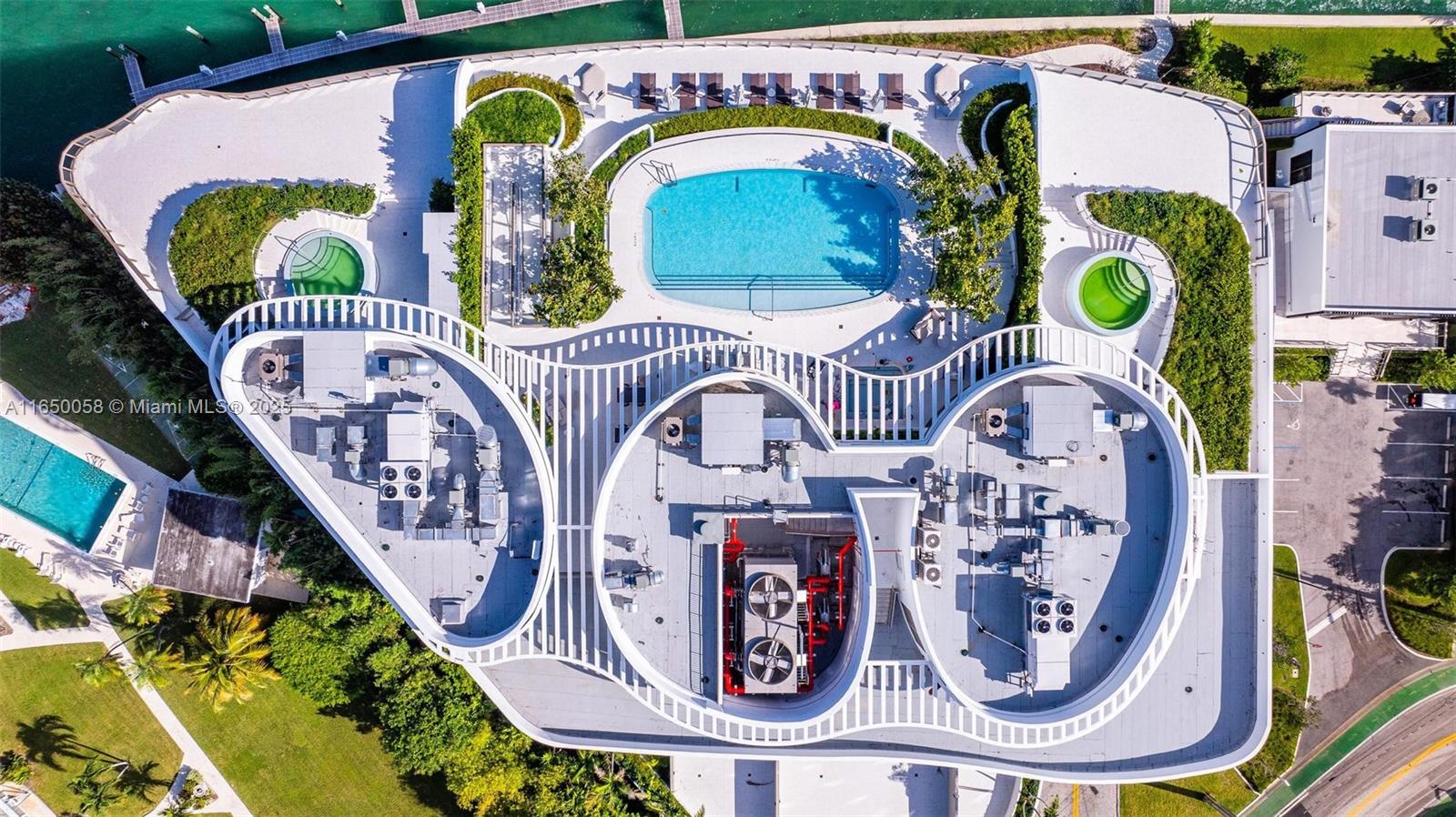 Onda Residences - Residential