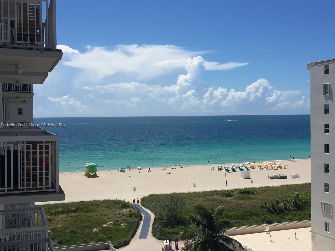 BEAUTIFUL 1- BEDROOM, 1 -BATH CONDO IN THE HEART OF SOUTH BEACH. UNIT IS IN EXCELLENT CONDITION AND FEATURES A PRIVATE BALCONY WITH STUNNING OCEAN VIEWS. BUILDING OFFERS POOL AND IS JUST STEPS AWAY FROM THE BEACH, DINING, AND NIGHTLIFE. PRIME LOCATION TO ENJOY THE SOUTH BEACH LLIFESTYLE. UNIT IS VACANT .