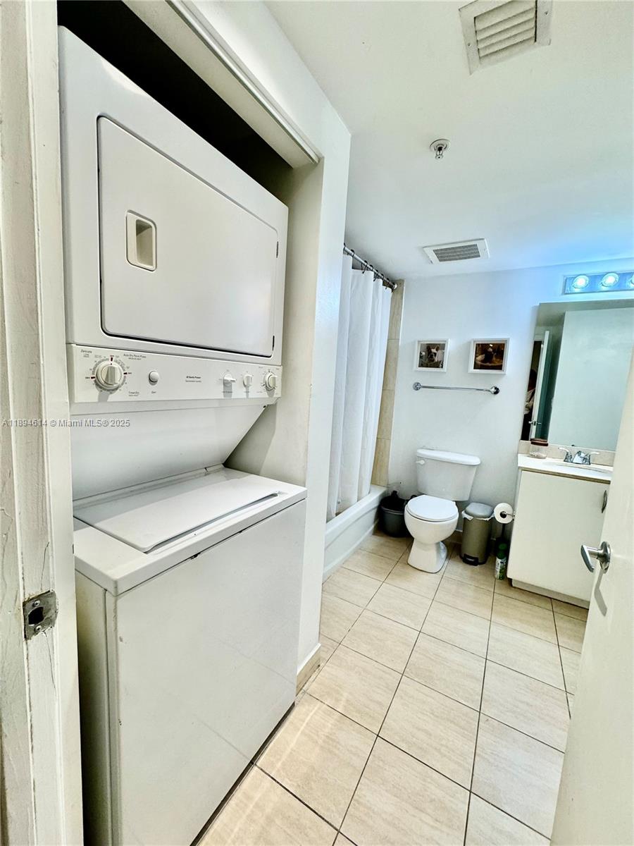 OPERA TOWER CONDO - Residential Lease