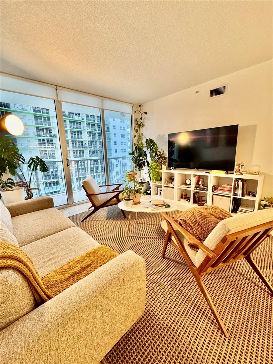 OPERA TOWER CONDO - Residential Lease