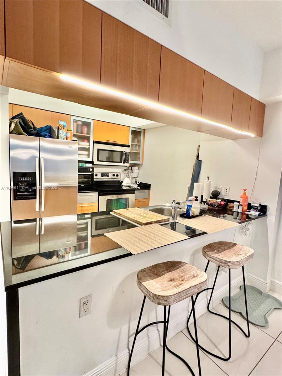 OPERA TOWER CONDO - Residential Lease