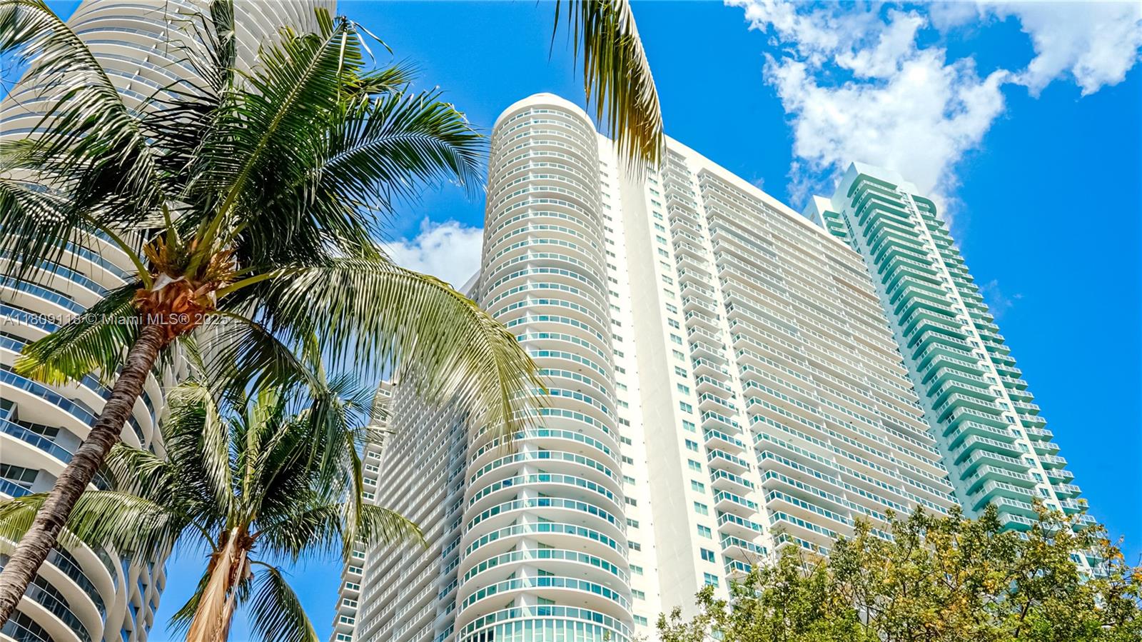1800 N Bayshore Dr 3414, Miami, Broward County, Florida - 2 Bedrooms  
2 Bathrooms - 