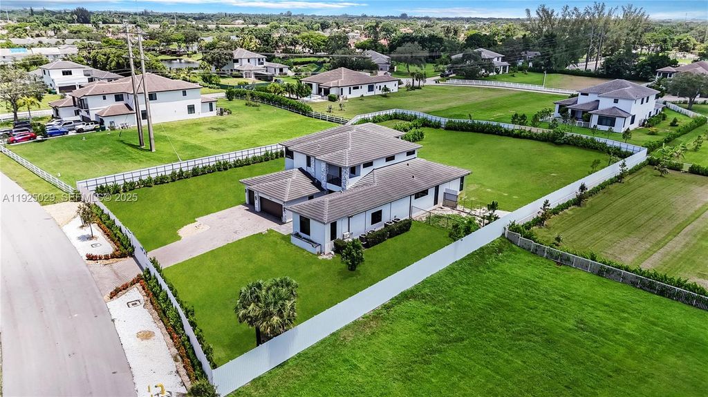 Photo of 15846 SW 49th St, Southwest Ranches, FL 33331 (MLS # A11925029)