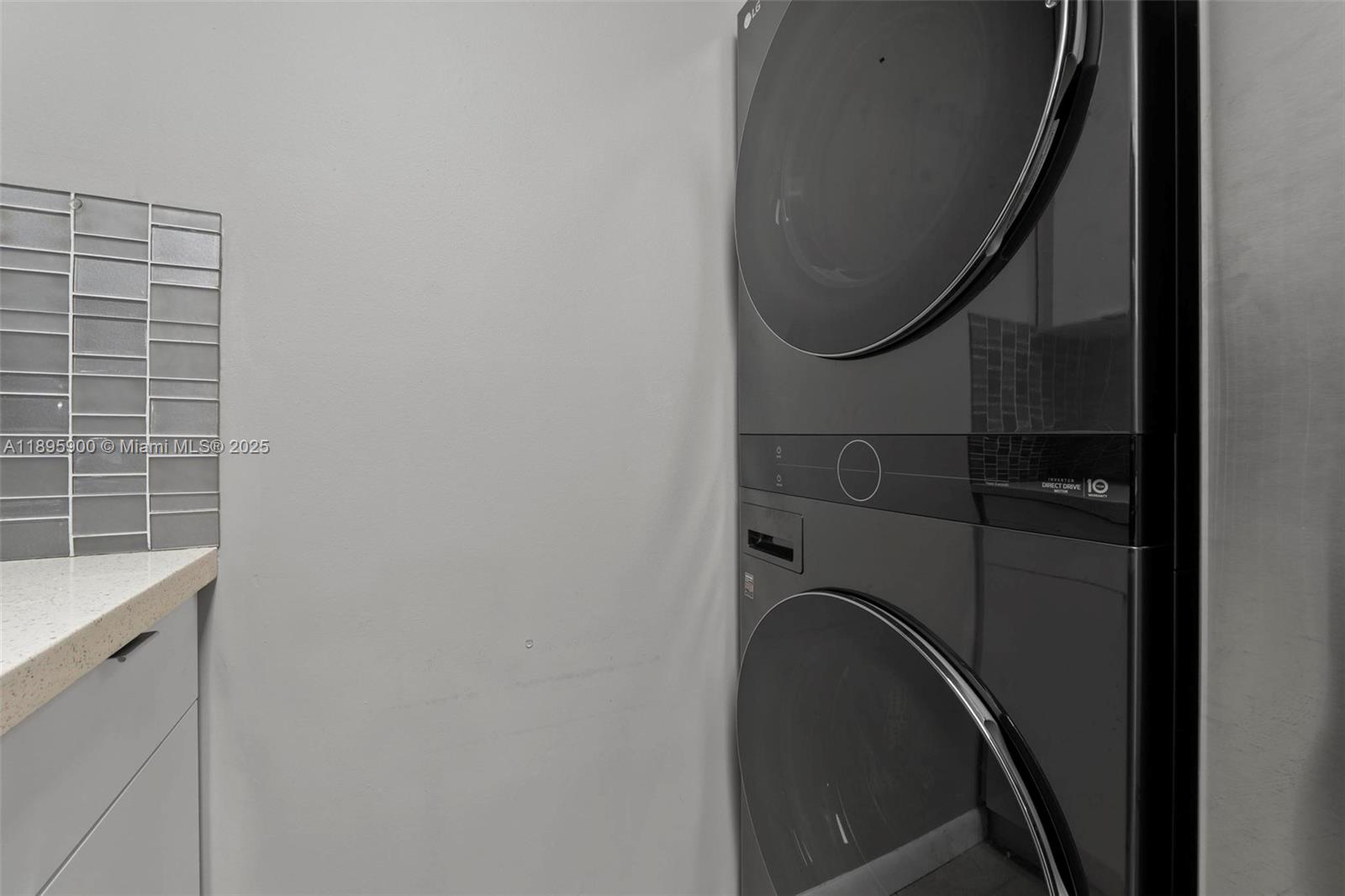 HOLIDAY VILLAGE OF CORAL - Residential