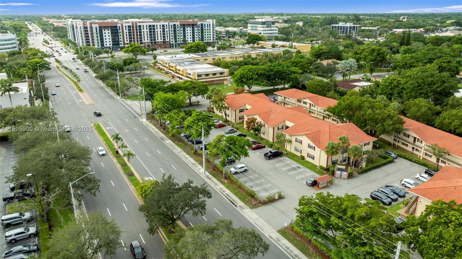 HOLIDAY VILLAGE OF CORAL - Residential