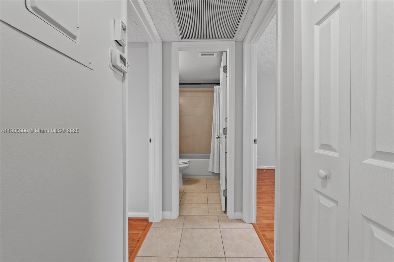 HOLIDAY VILLAGE OF CORAL - Residential