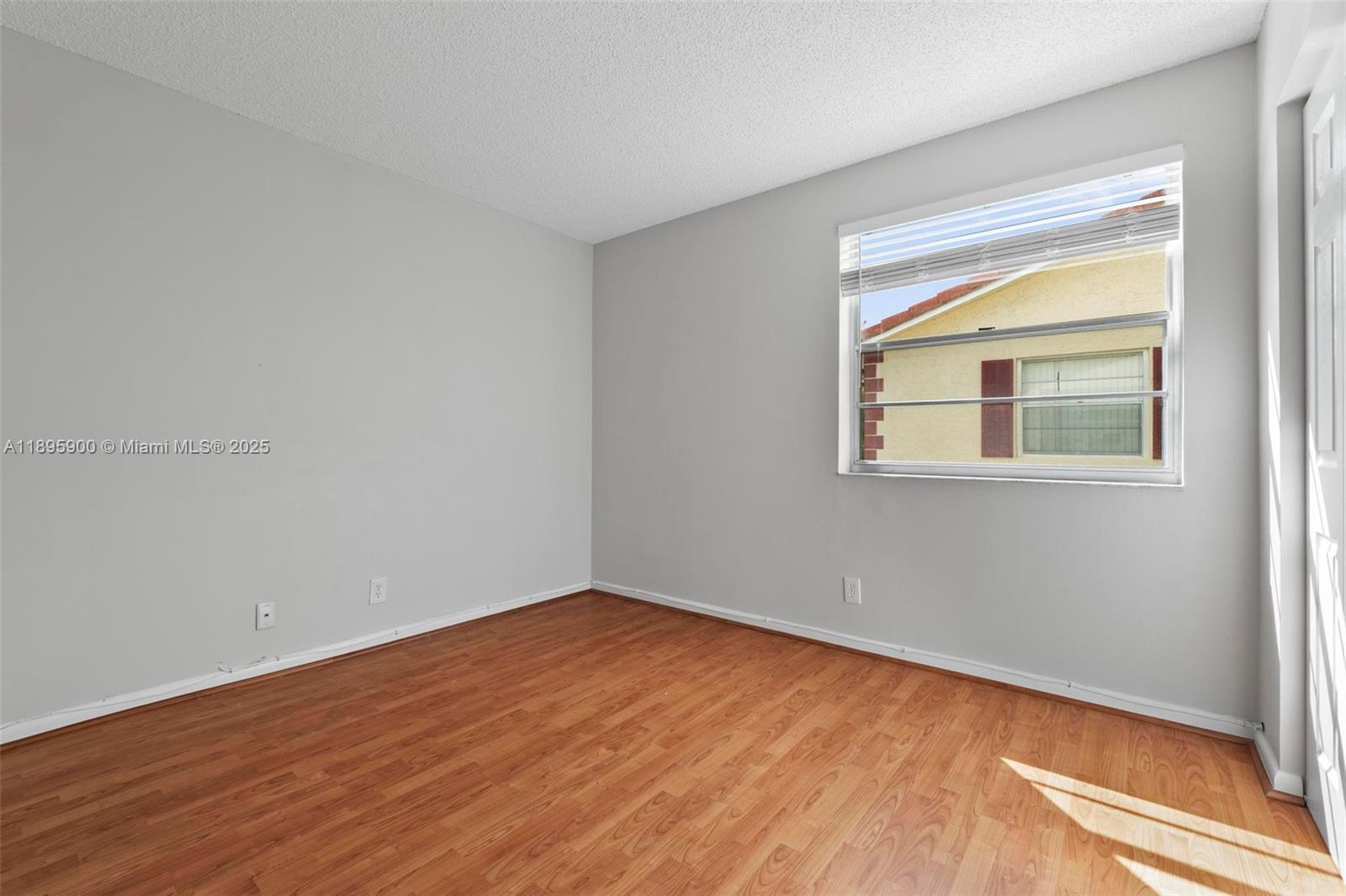 HOLIDAY VILLAGE OF CORAL - Residential