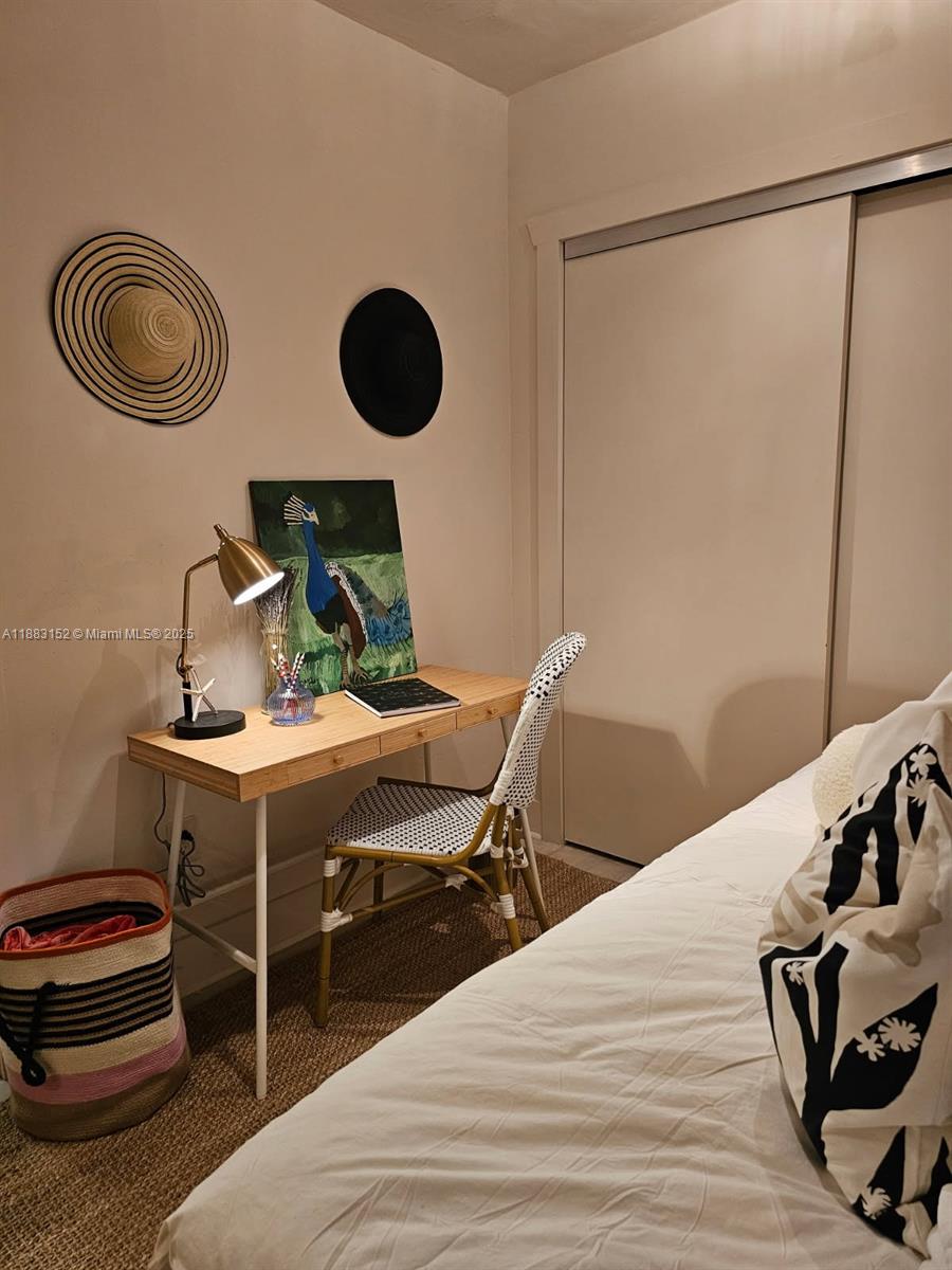 C GAB DOUGLAS SEC - Residential Lease