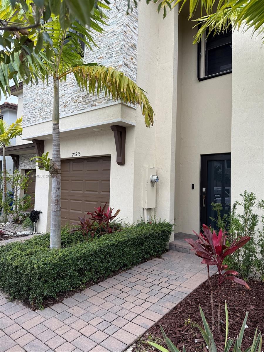 25216 SW 108th Ct