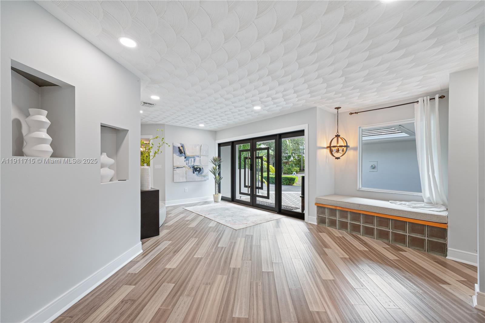 HARRIS ESTATES - Residential Lease