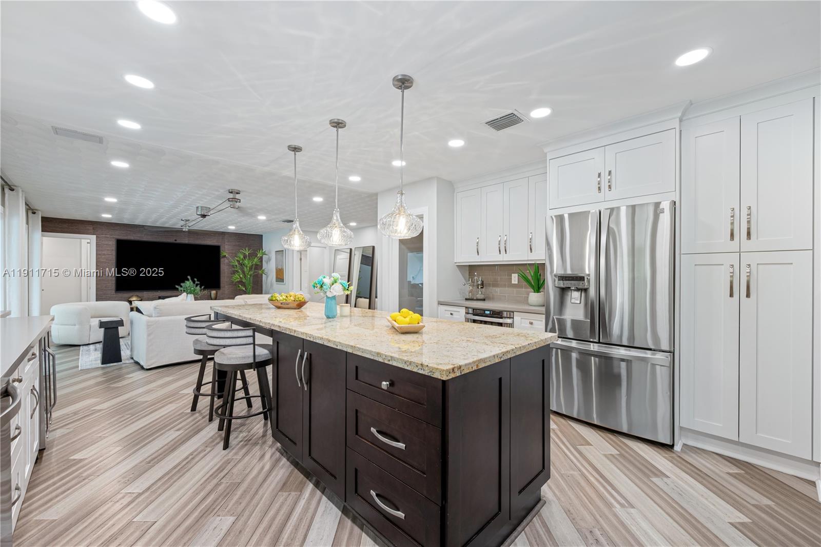 HARRIS ESTATES - Residential Lease