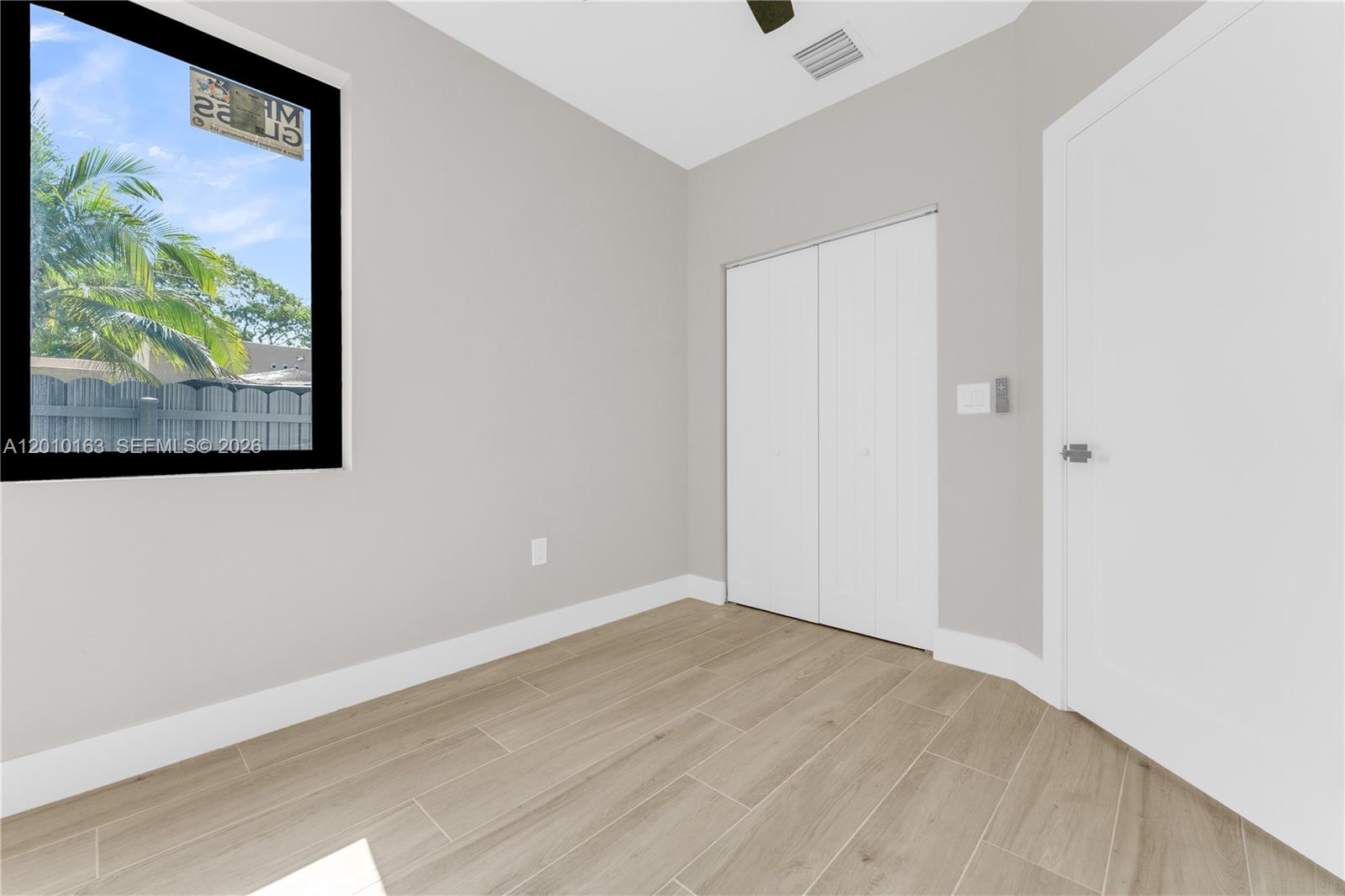 17TH AVE MANOR - Residential