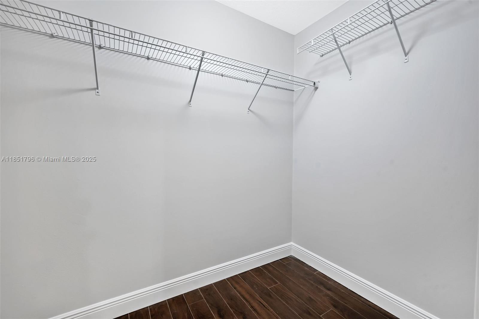 IRONWEDGE SEC II - Residential Lease