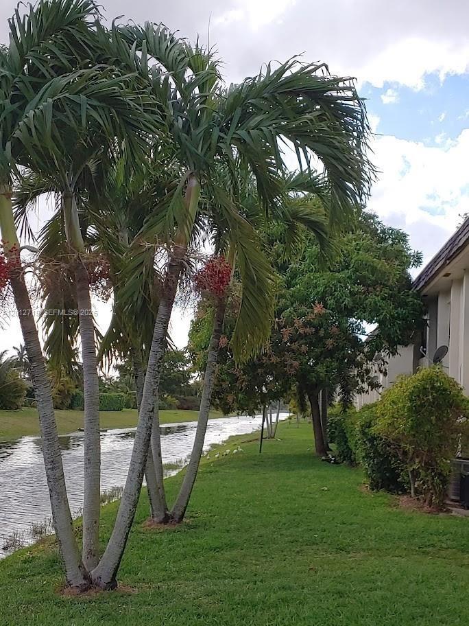 GRENADIER GARDENS - Residential Lease