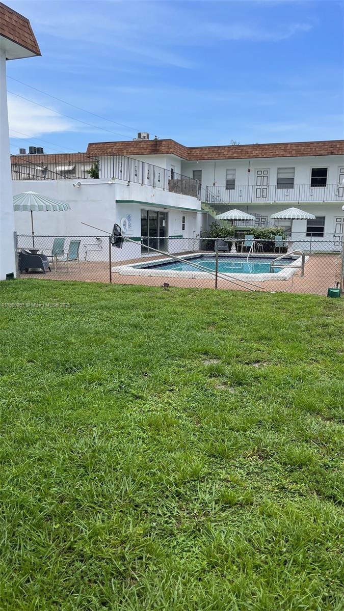 CYPRESS GARDENS CONDOMINI - Residential Lease