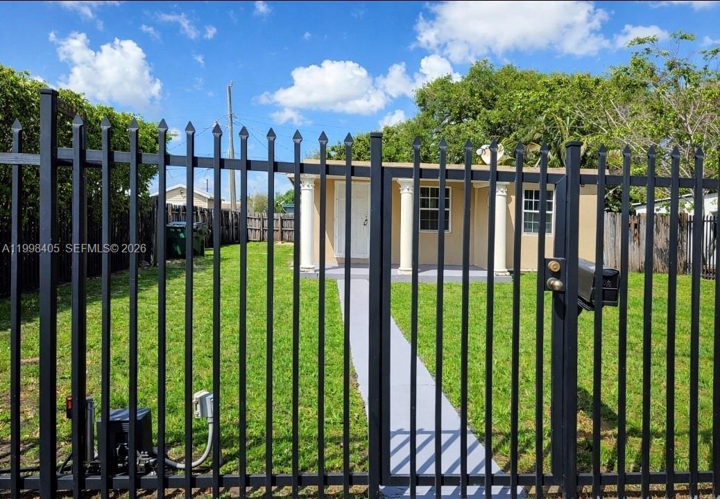 MAGNOLIA GARDENS CONSOLID - Residential Lease