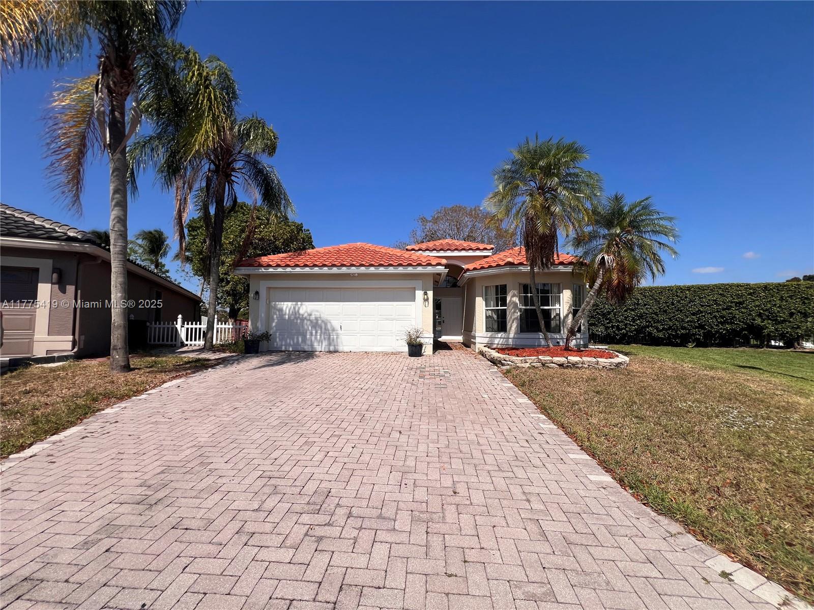 LAKES AT BOCA RATON PAR E - Residential