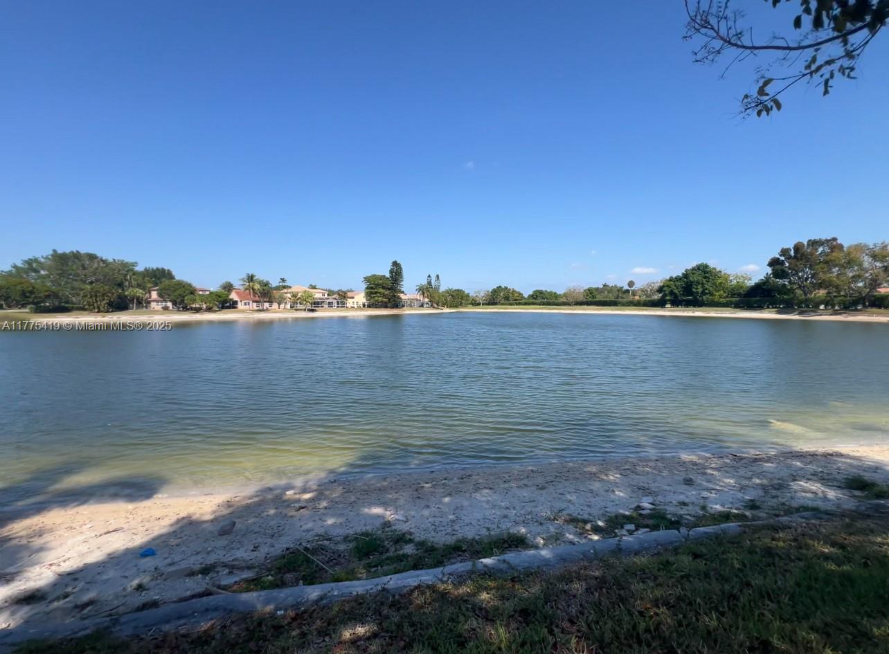 LAKES AT BOCA RATON PAR E - Residential