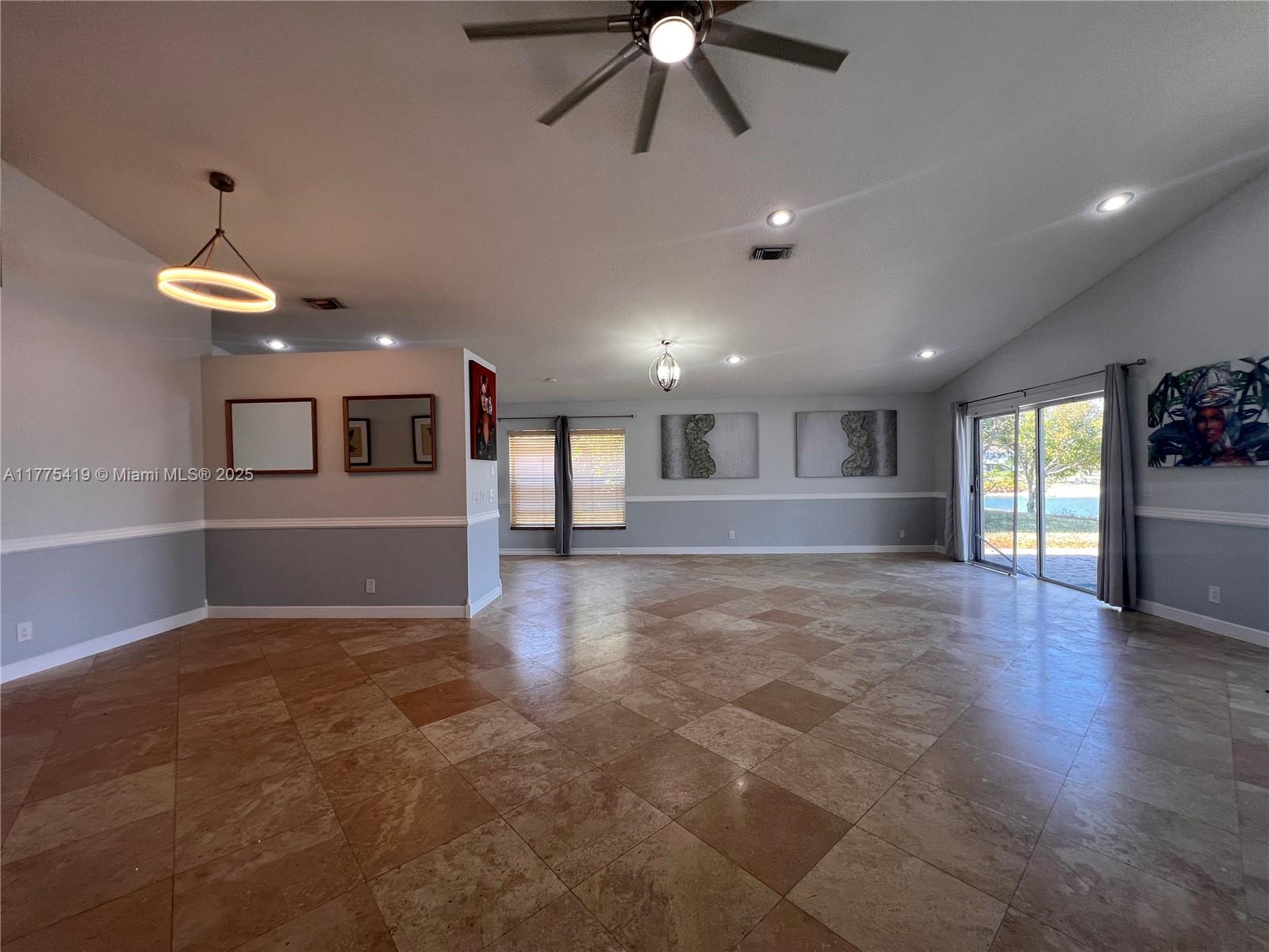 LAKES AT BOCA RATON PAR E - Residential