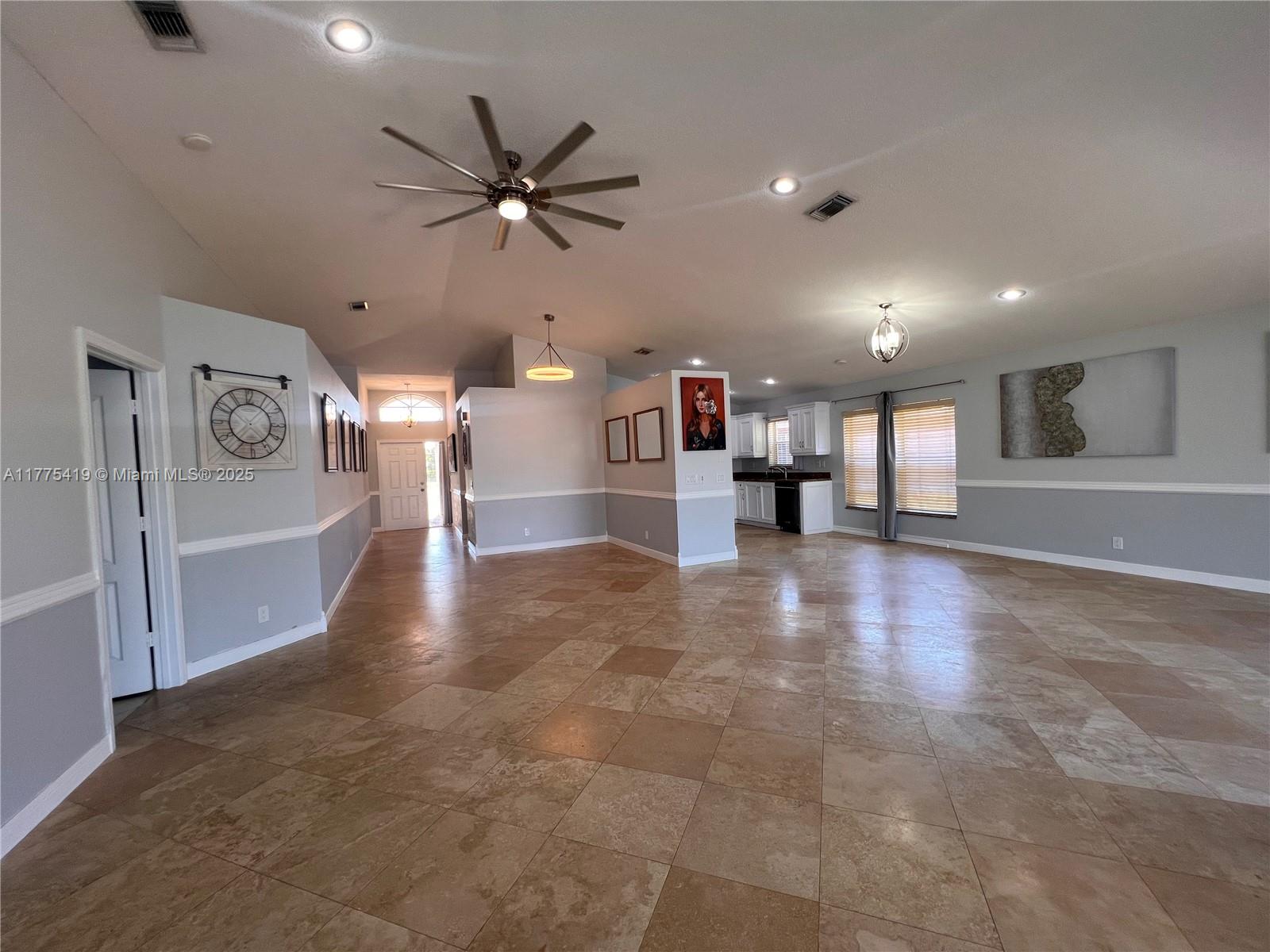LAKES AT BOCA RATON PAR E - Residential