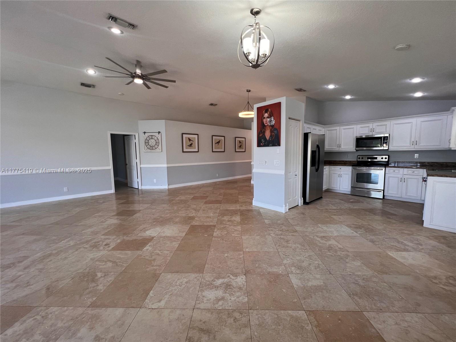 LAKES AT BOCA RATON PAR E - Residential
