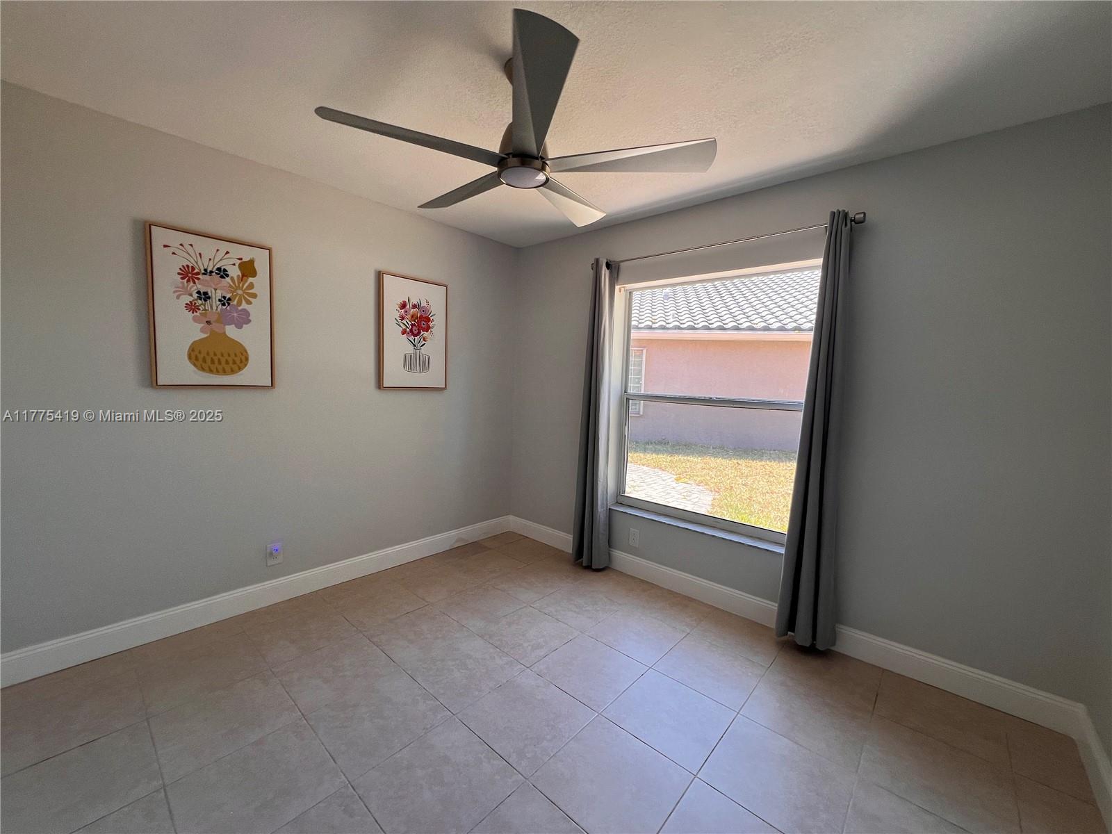 LAKES AT BOCA RATON PAR E - Residential