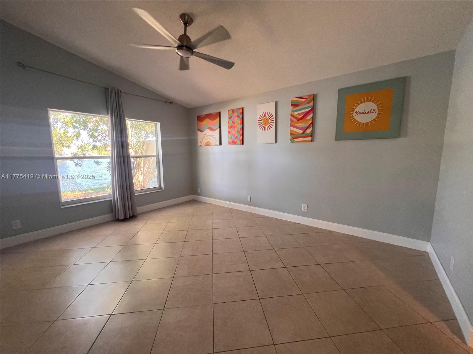 LAKES AT BOCA RATON PAR E - Residential