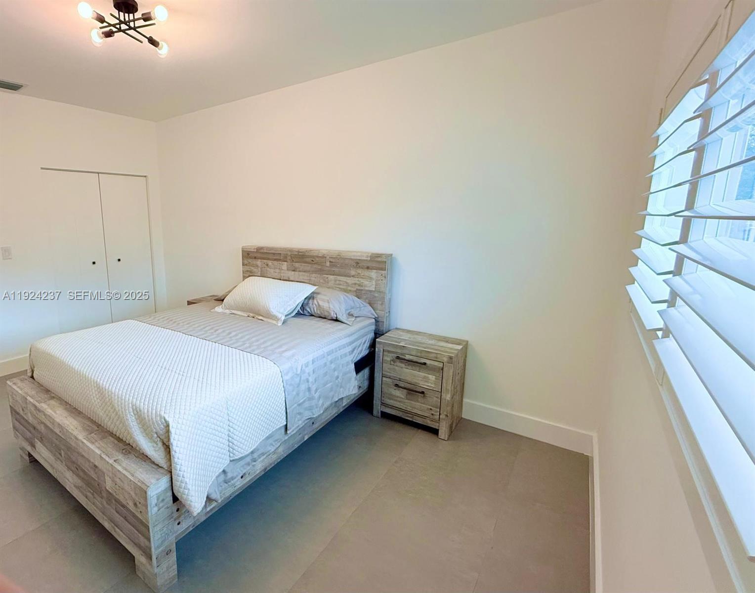 NORTH ANDREWS GARDENS 2ND - Residential Lease