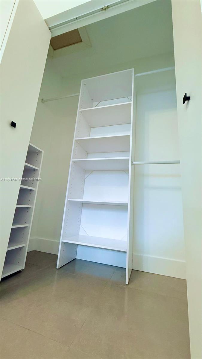 NORTH ANDREWS GARDENS 2ND - Residential Lease