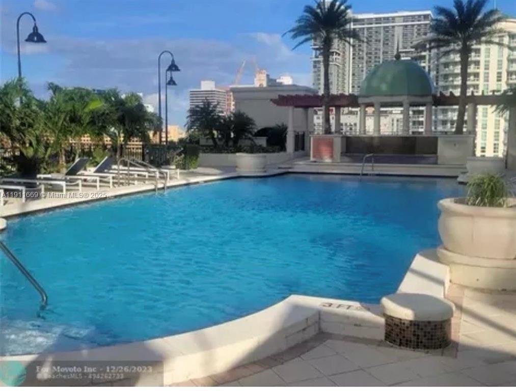 SYMPHONY NORTH CONDO - Residential