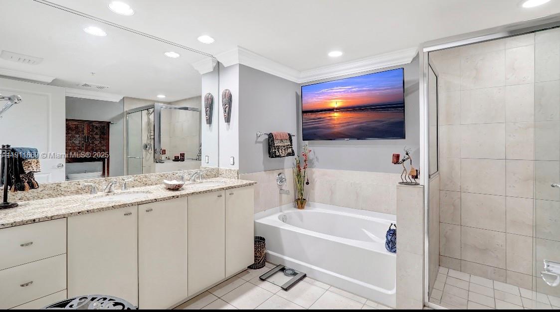 SYMPHONY NORTH CONDO - Residential