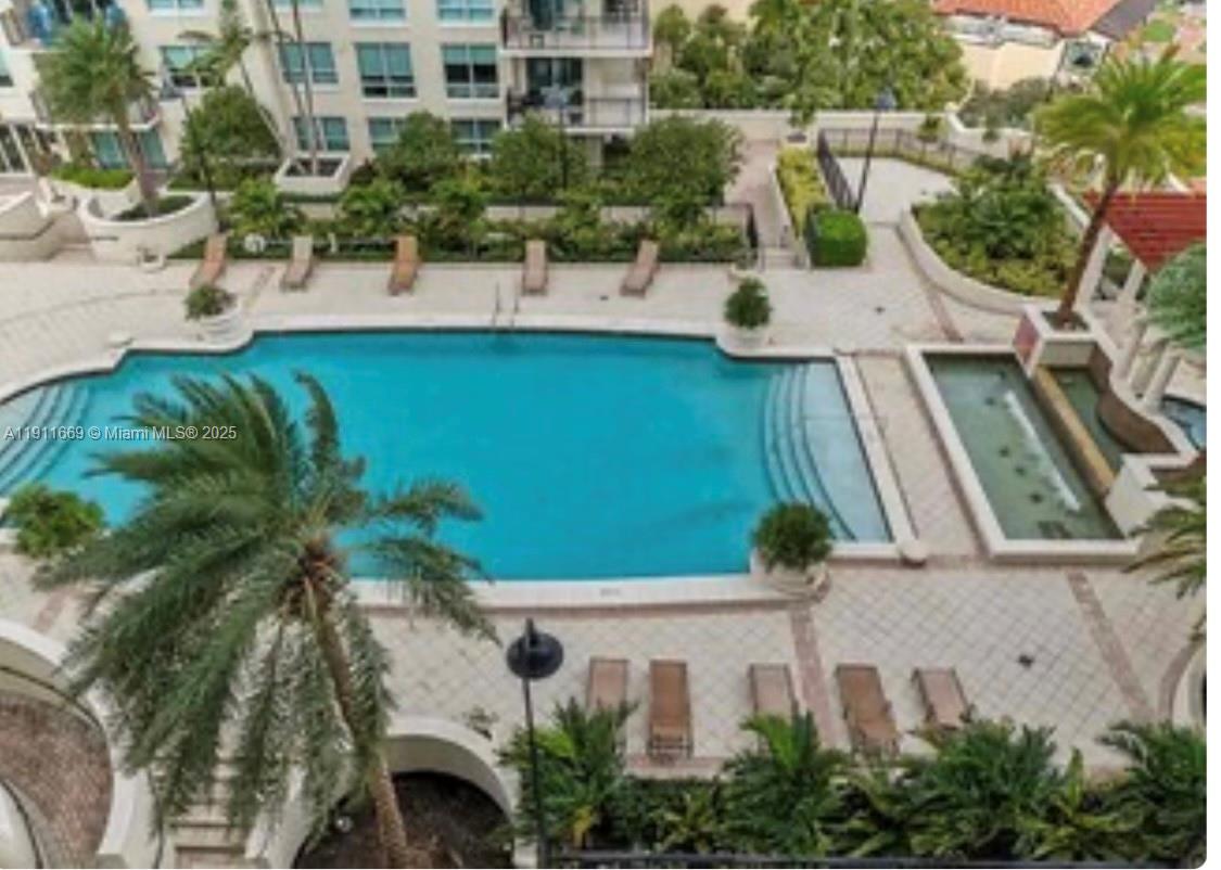 SYMPHONY NORTH CONDO - Residential