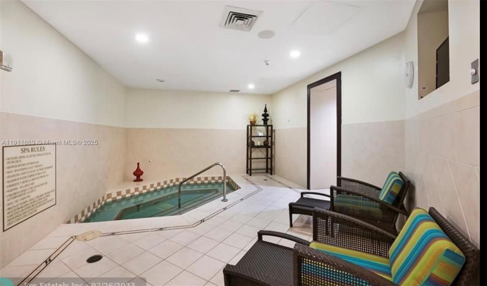 SYMPHONY NORTH CONDO - Residential