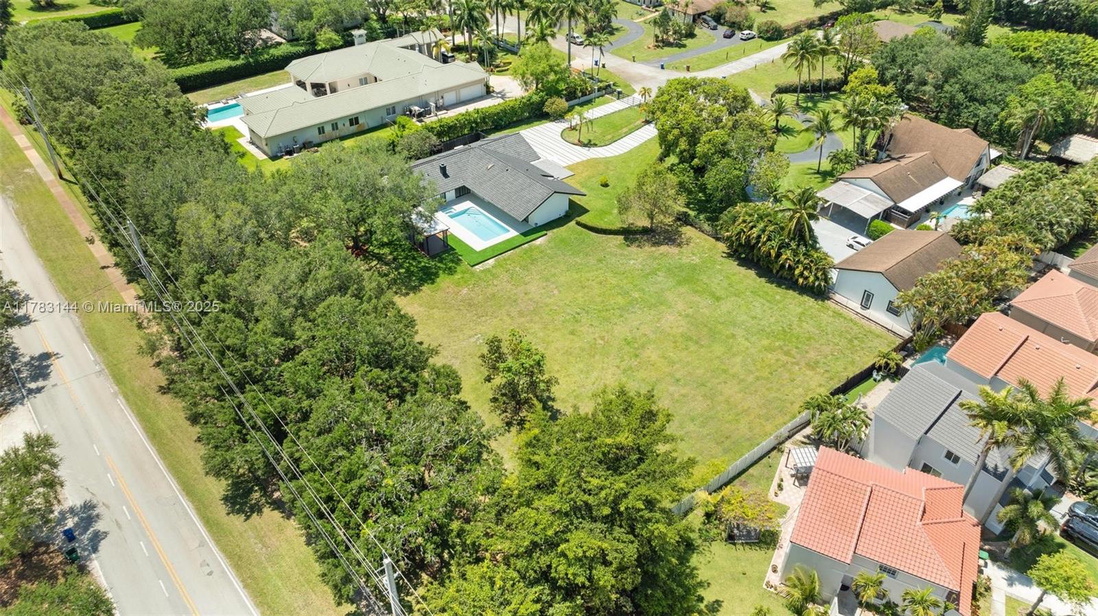 IVANHOE ESTATES - Residential