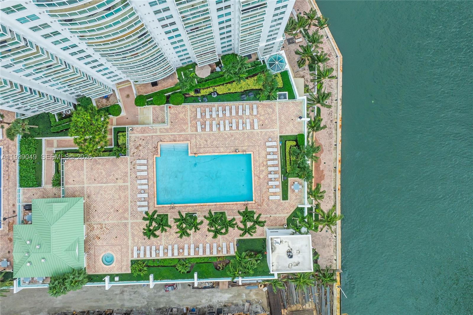 BRICKELL ON THE RIVER N T - Residential