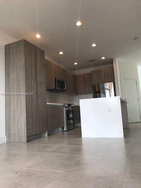 NEOVITA AT DORAL - Residential Lease